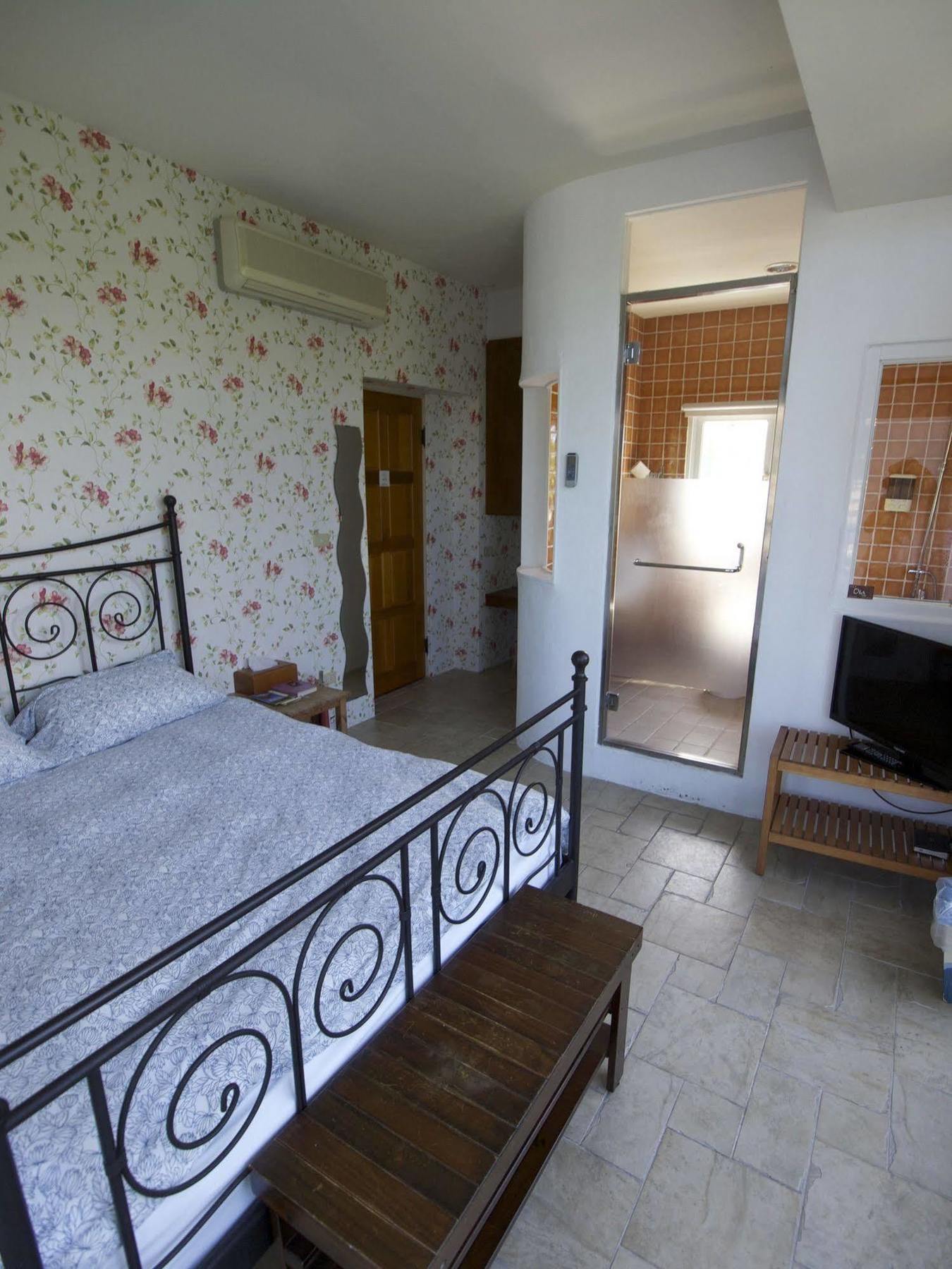 Oia Cafe B&B Taitung Екстер'єр фото