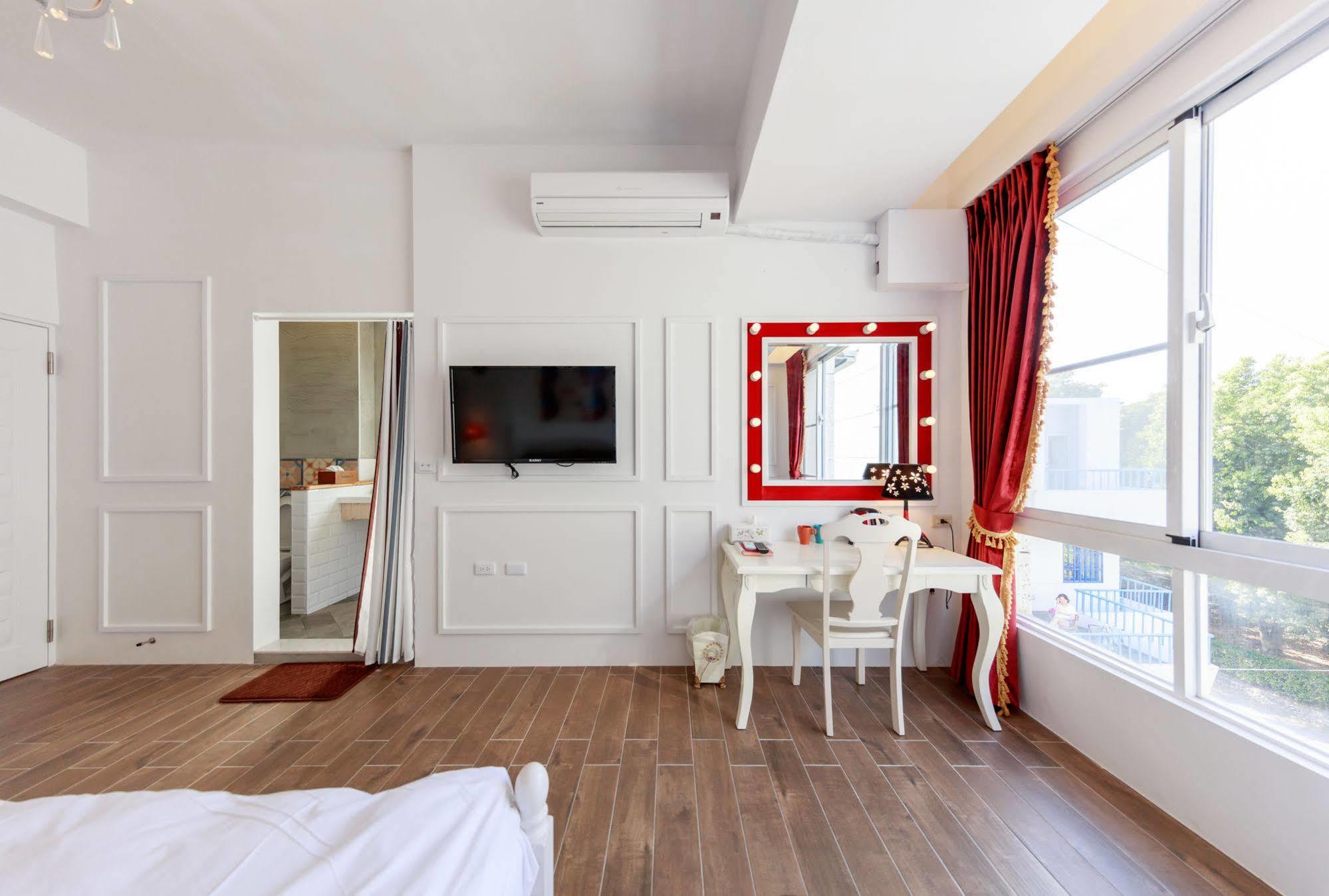 Oia Cafe B&B Taitung Екстер'єр фото