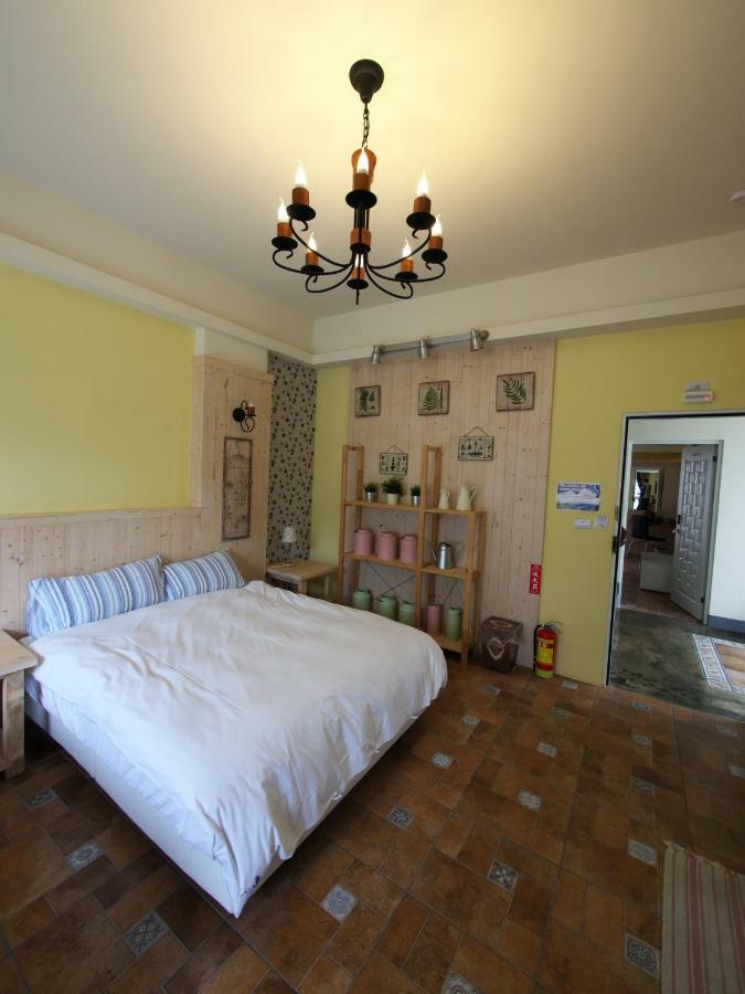 Oia Cafe B&B Taitung Екстер'єр фото
